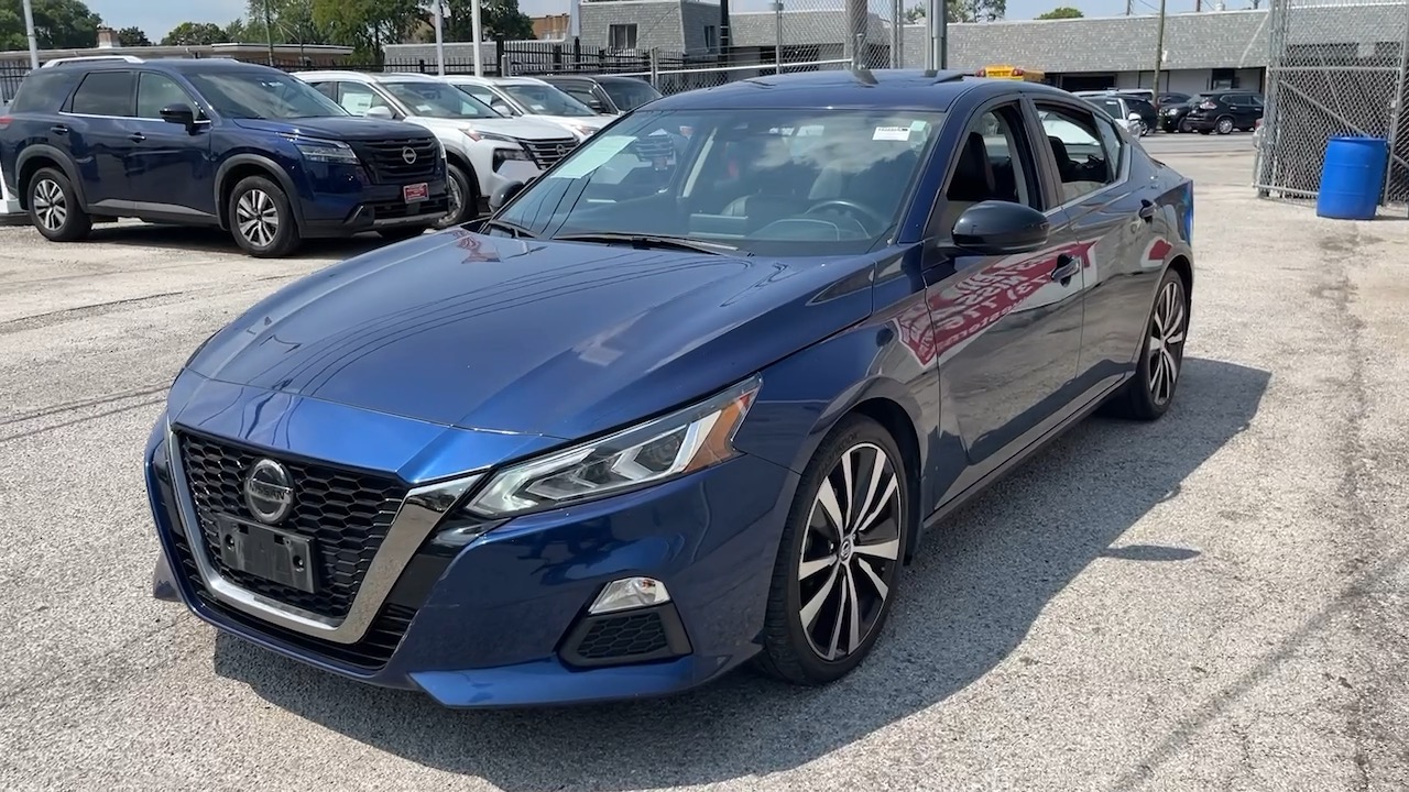 2021 Nissan Altima 2.0 SR 24