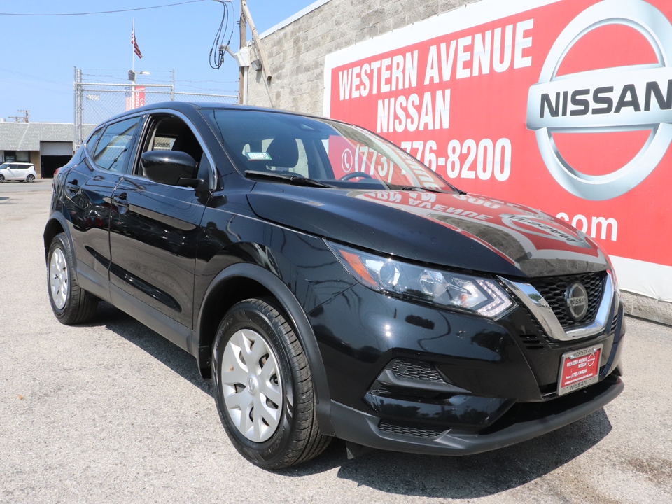 2020 Nissan Rogue Sport S 1