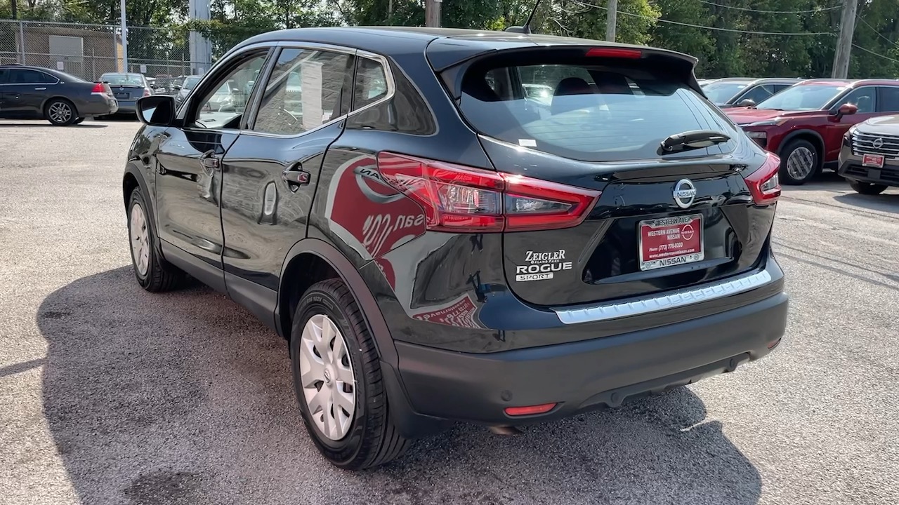 2020 Nissan Rogue Sport S 5