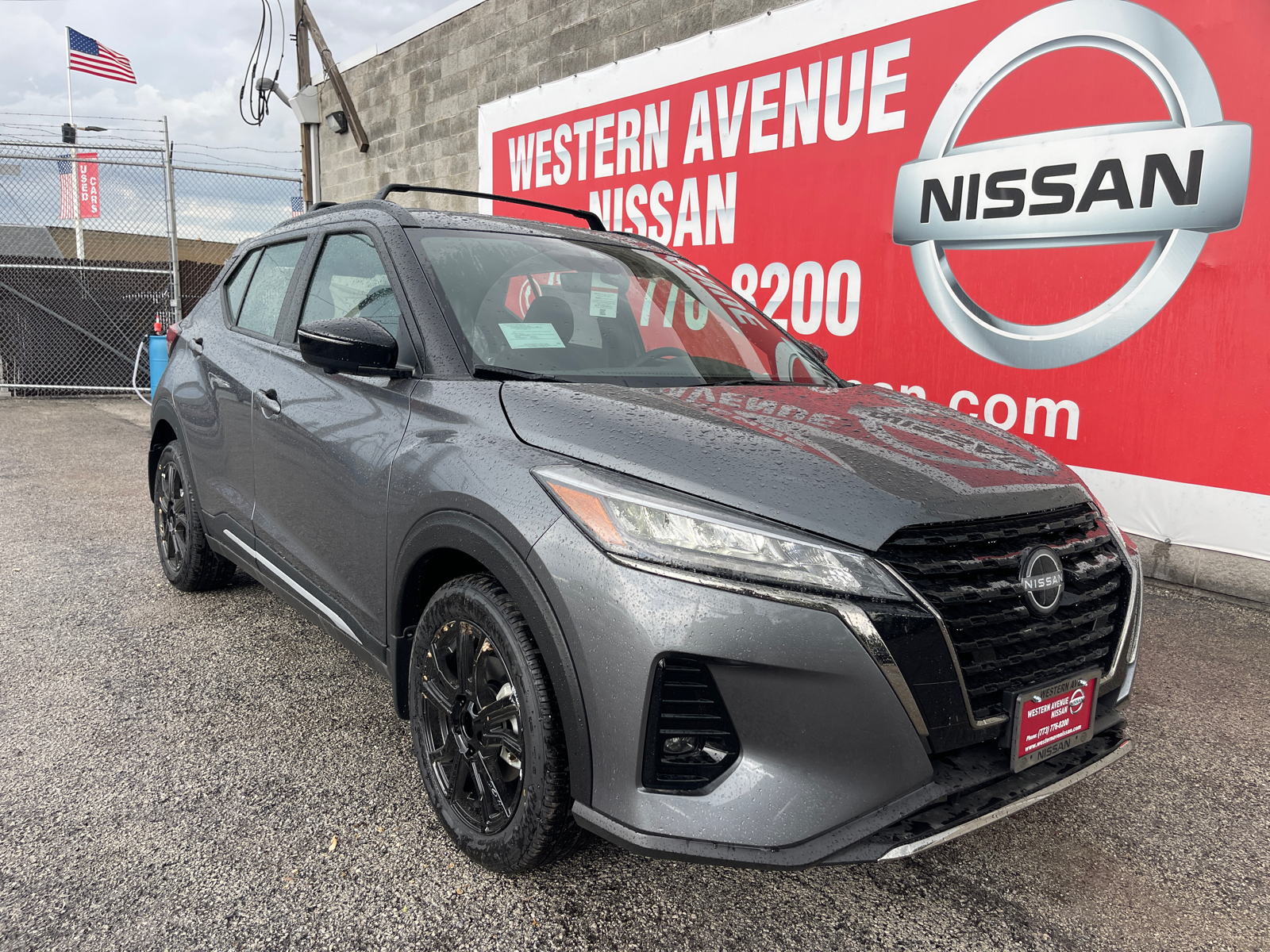 2024 Nissan Kicks SR 1