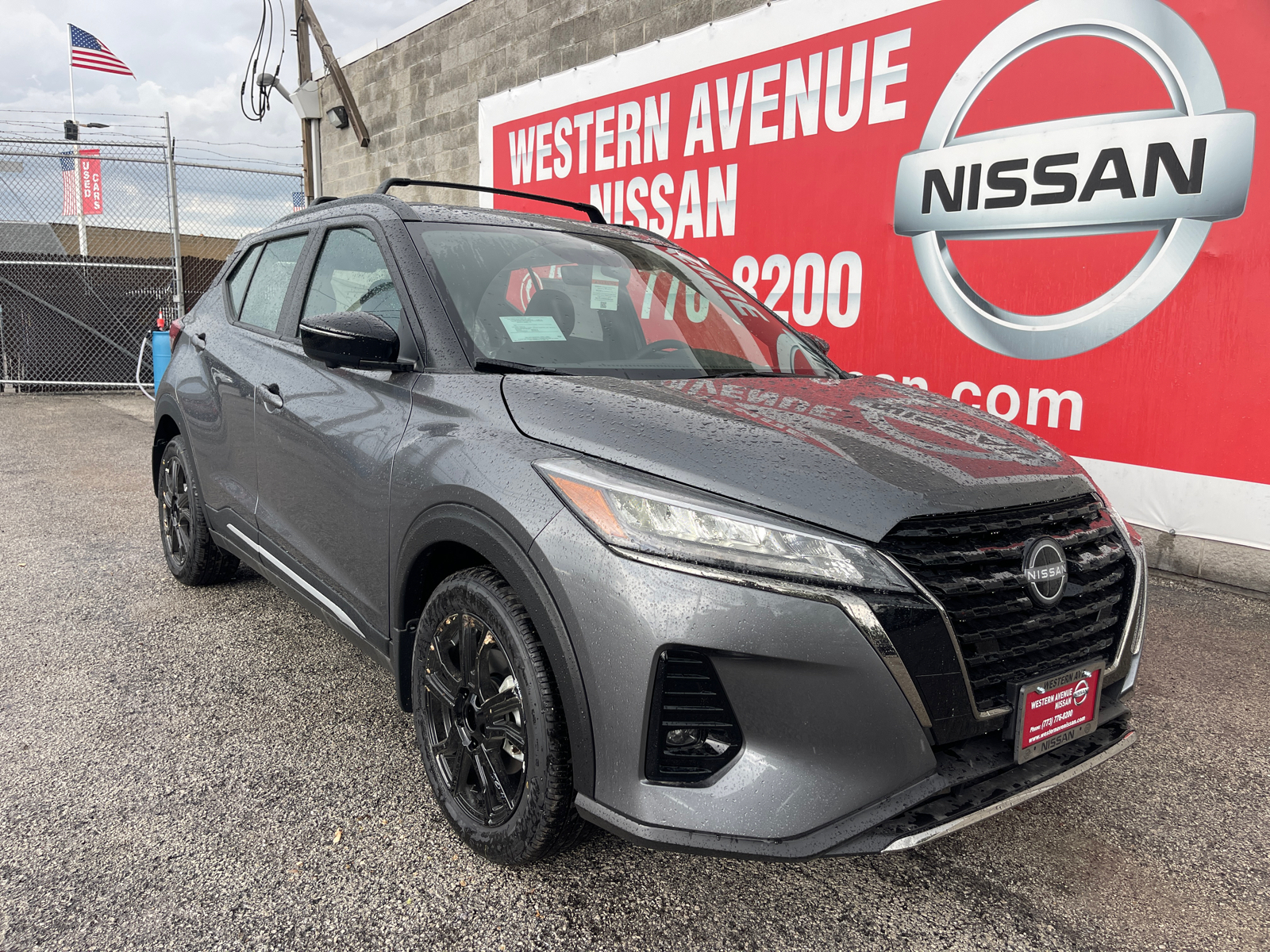 2024 Nissan Kicks SR 2