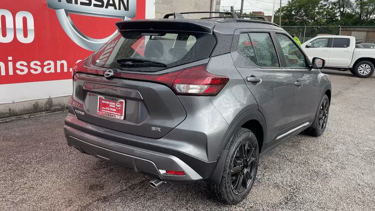 2024 Nissan Kicks SR 23