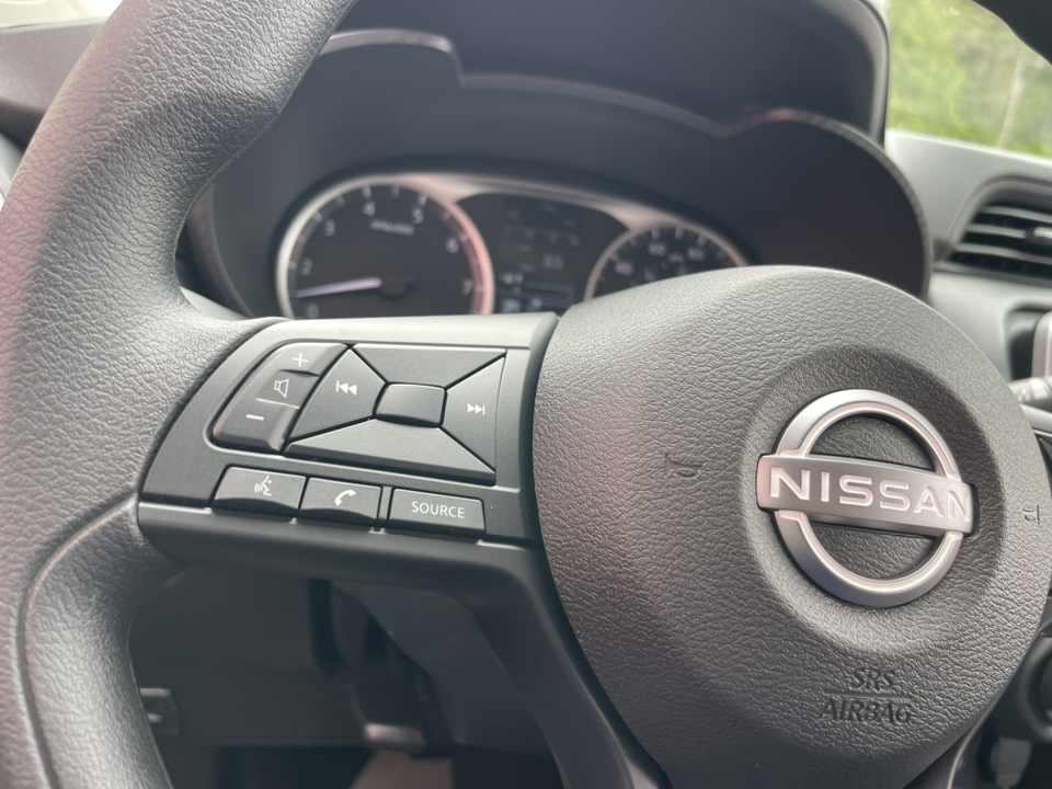 2024 Nissan Versa 1.6 S 14