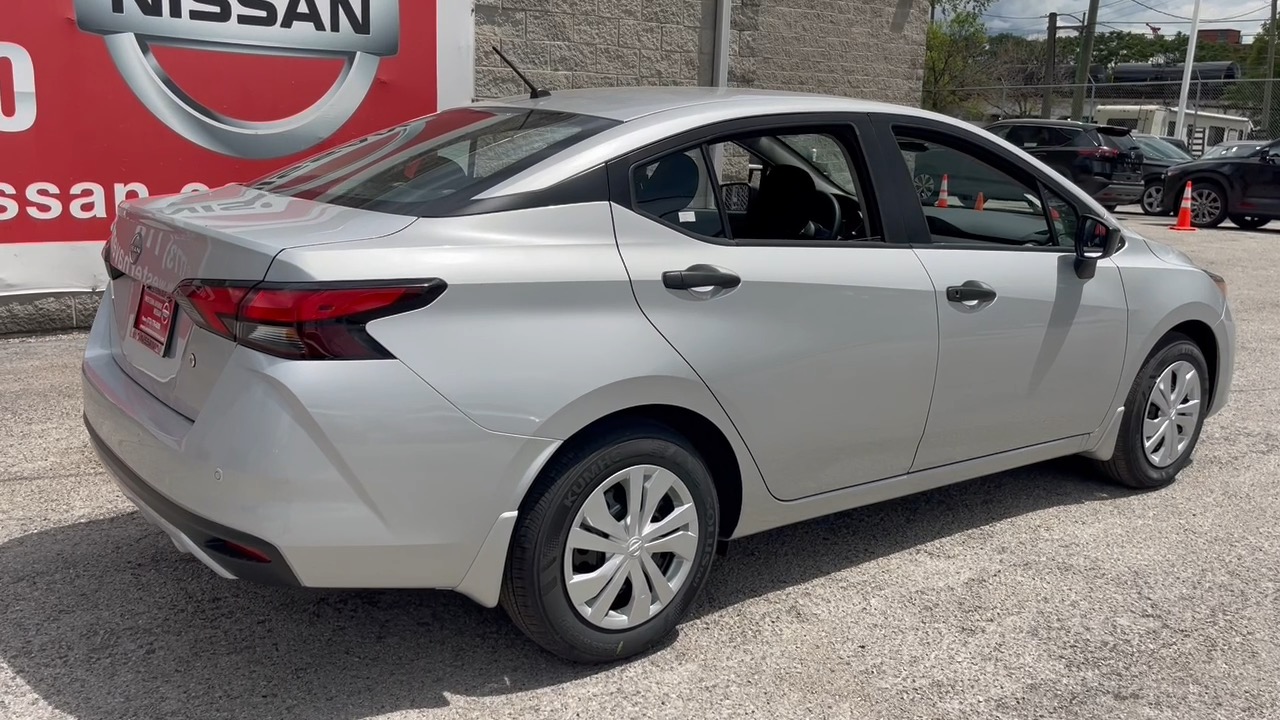 2024 Nissan Versa 1.6 S 24