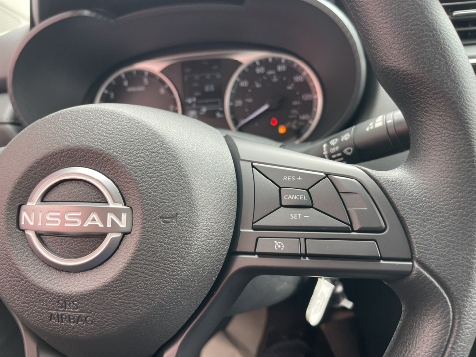 2024 Nissan Versa 1.6 S 13