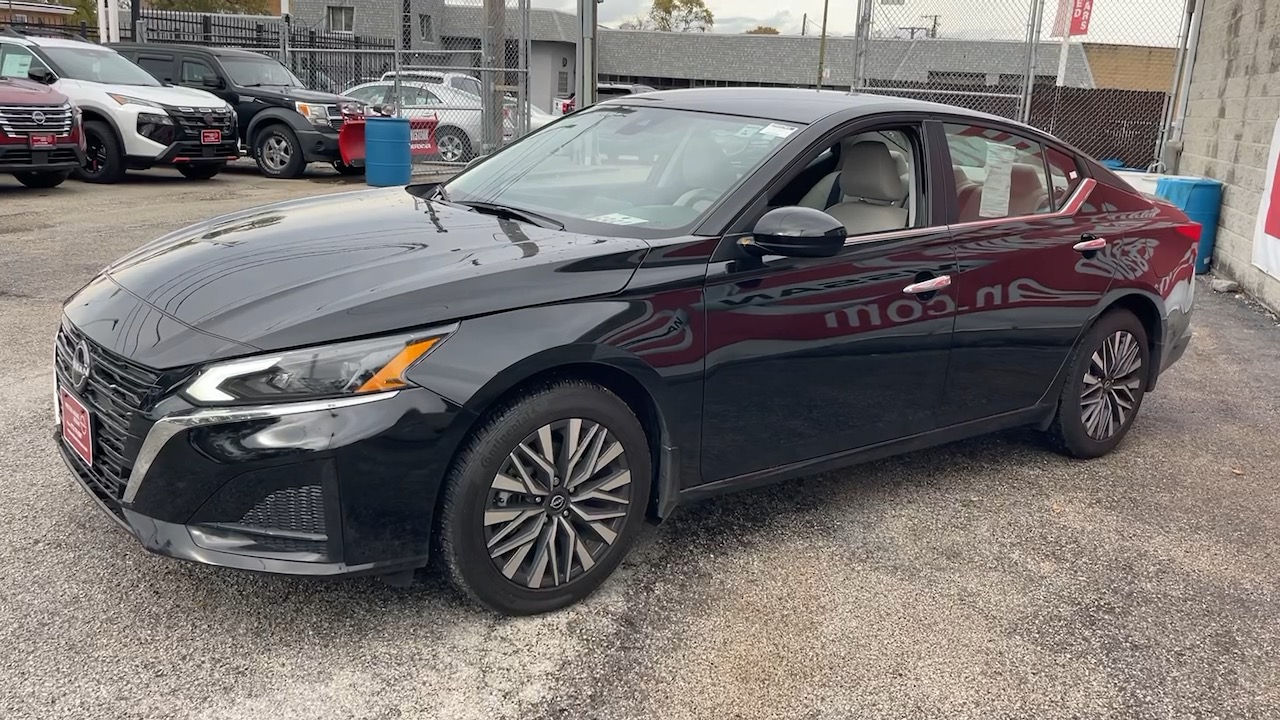 2023 Nissan Altima 2.5 SV 7