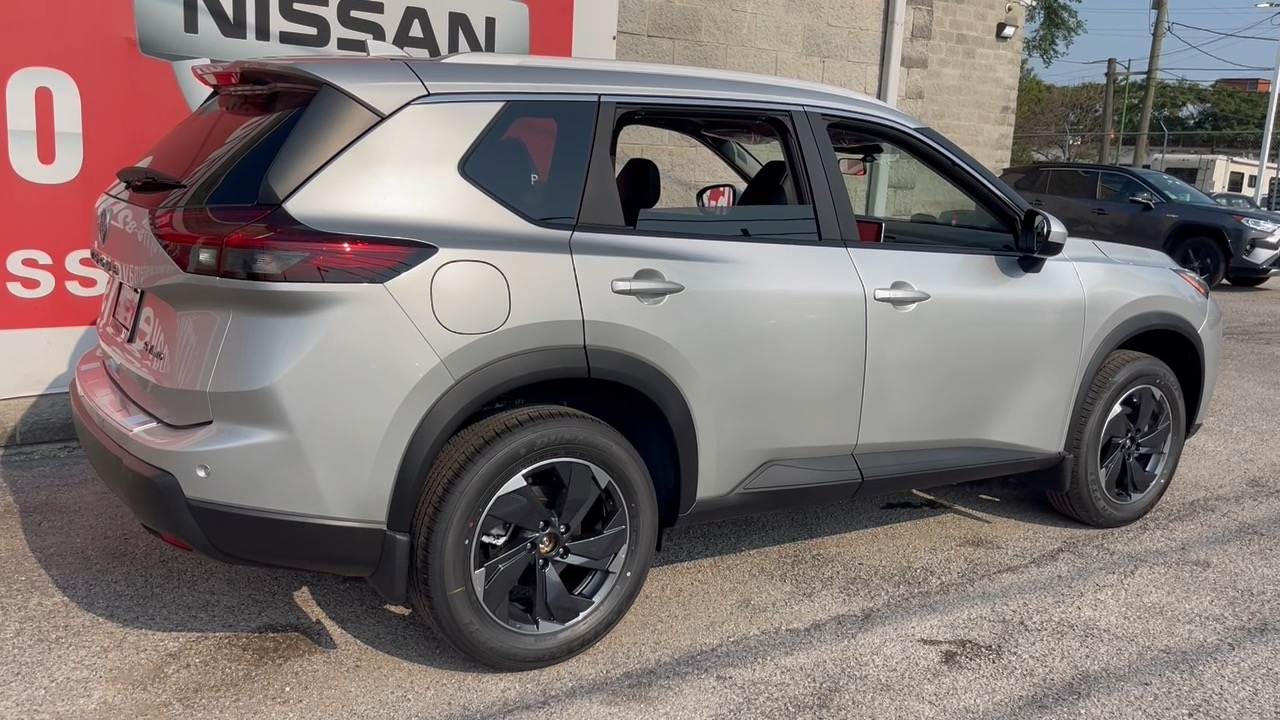 2024 Nissan Rogue SV 21