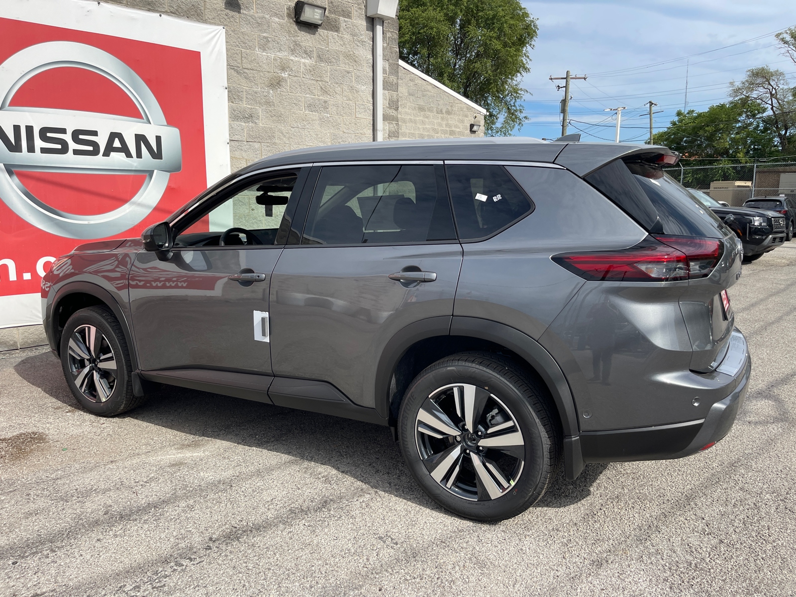 2024 Nissan Rogue SL 26