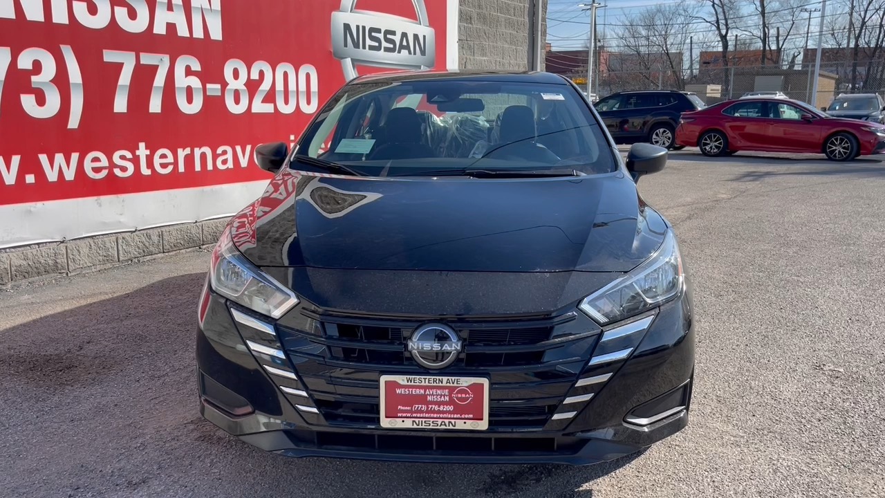 2024 Nissan Versa 1.6 S 6