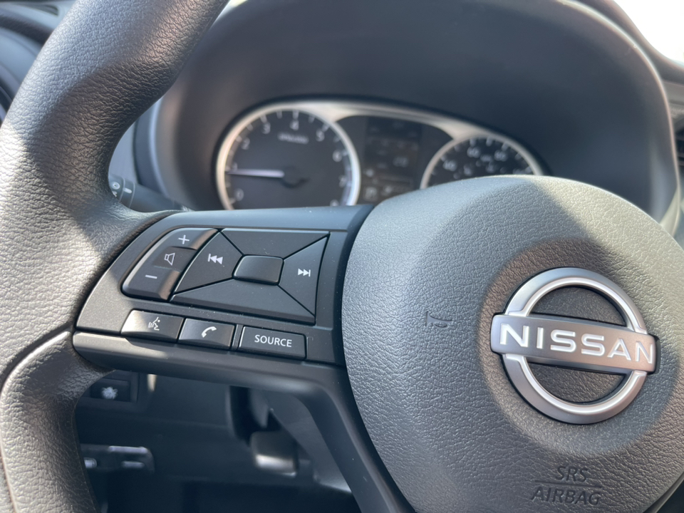 2024 Nissan Kicks S 12