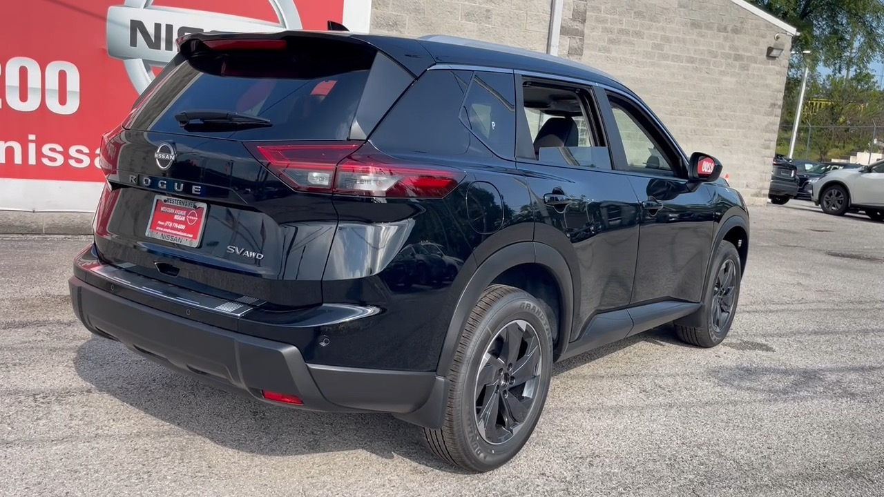 2024 Nissan Rogue SV 5