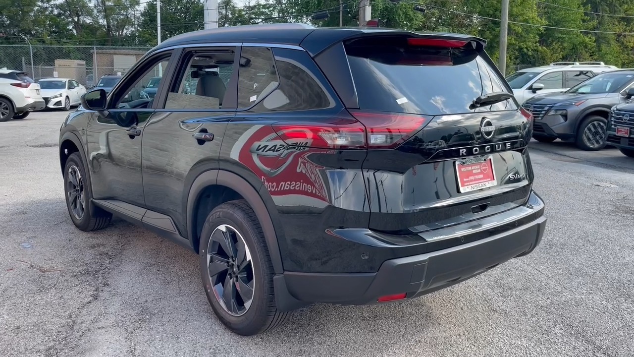 2024 Nissan Rogue SV 24