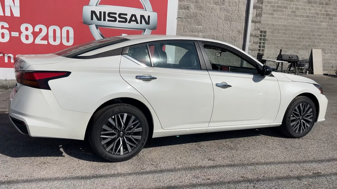 2024 Nissan Altima 2.5 SV 22