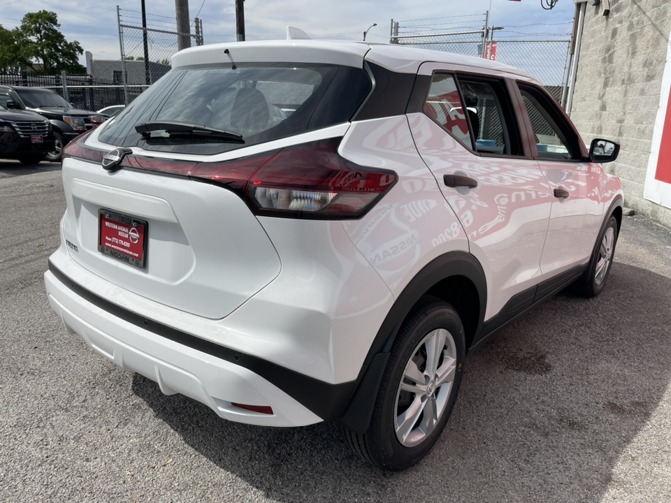 2024 Nissan Kicks S 4