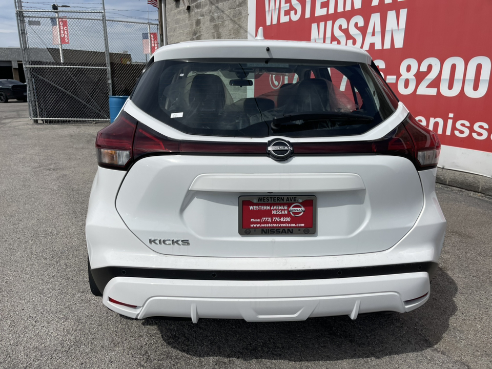 2024 Nissan Kicks S 5