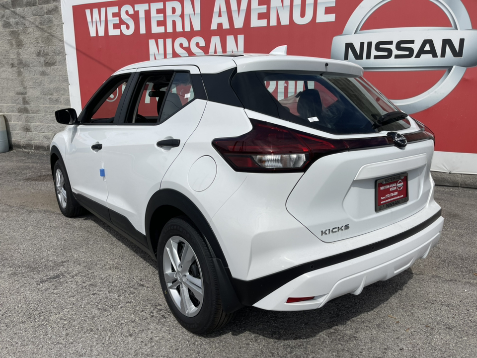 2024 Nissan Kicks S 6