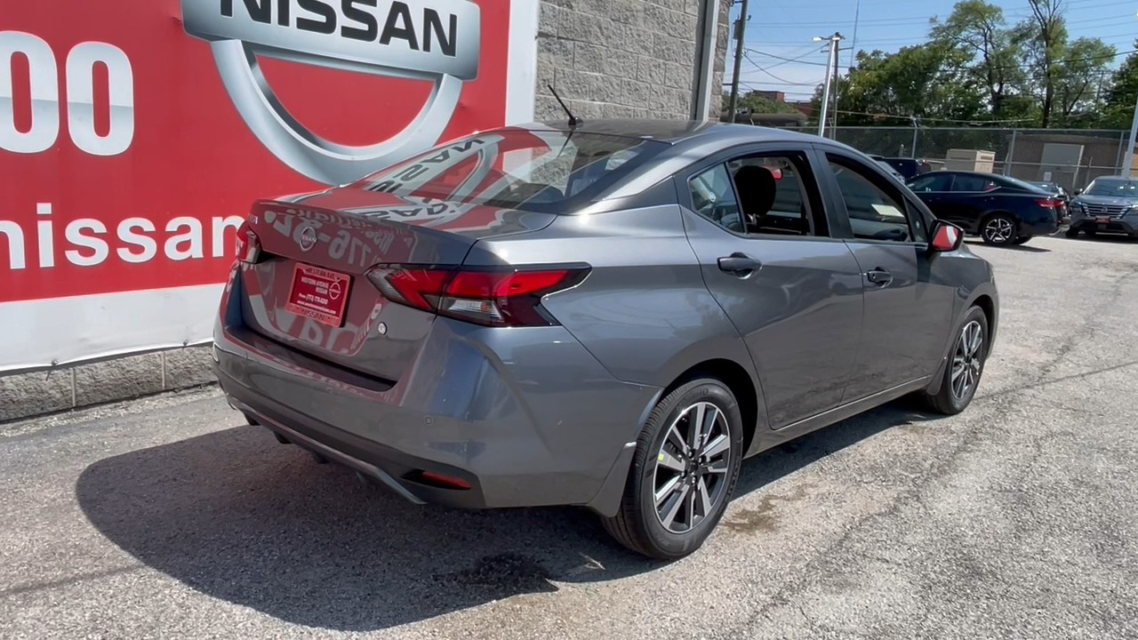 2024 Nissan Versa 1.6 S 5