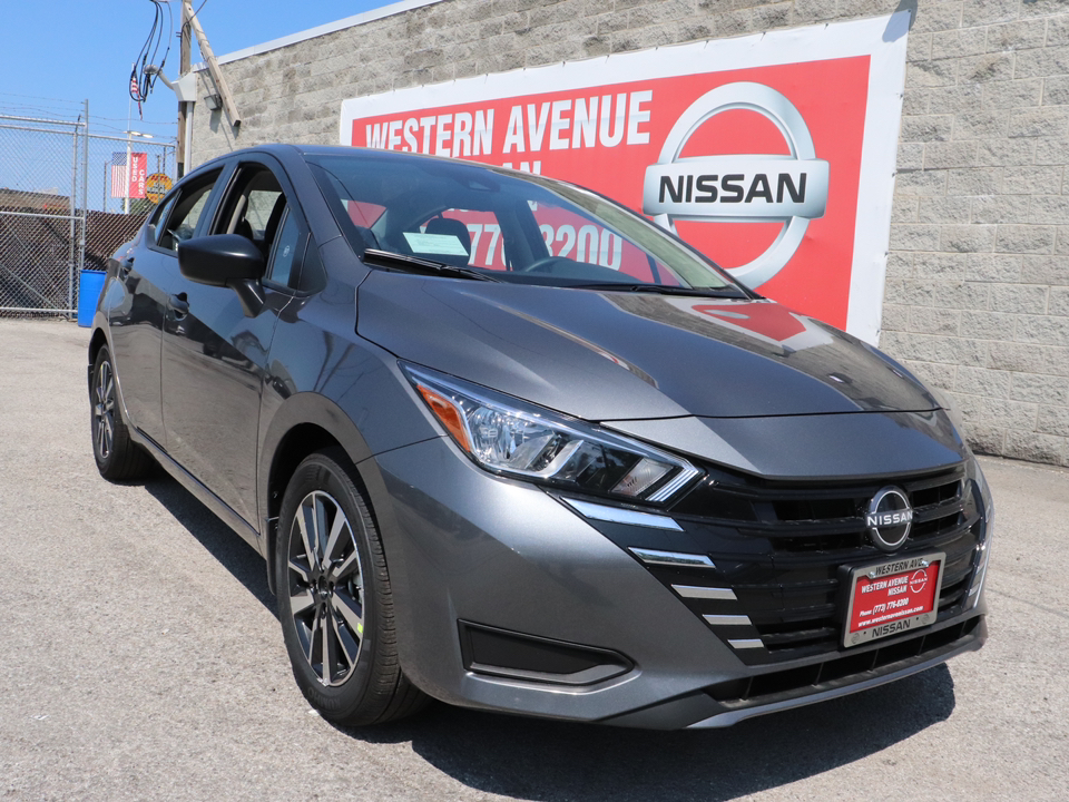 2024 Nissan Versa 1.6 S 2