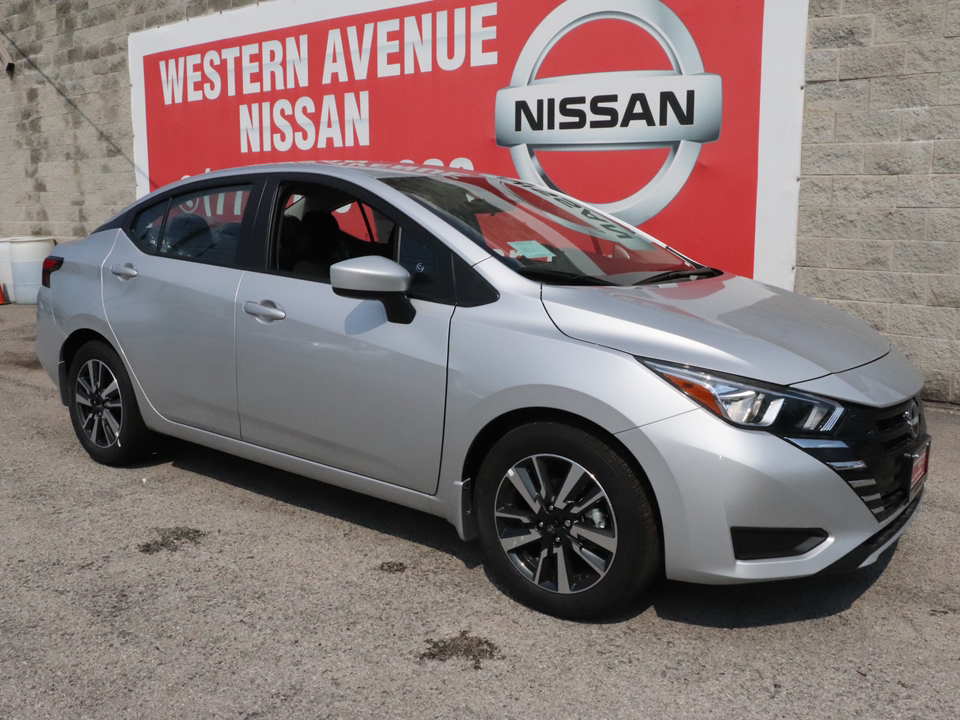 2024 Nissan Versa 1.6 S 3