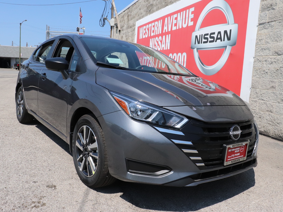 2024 Nissan Versa 1.6 S 1