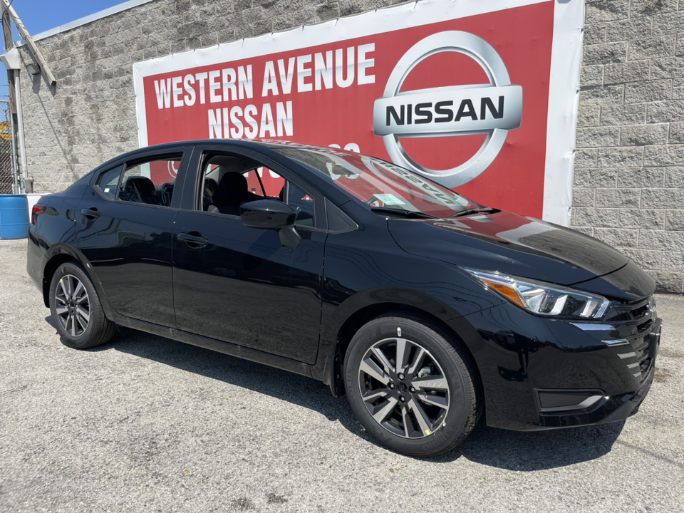 2024 Nissan Versa 1.6 SV 17