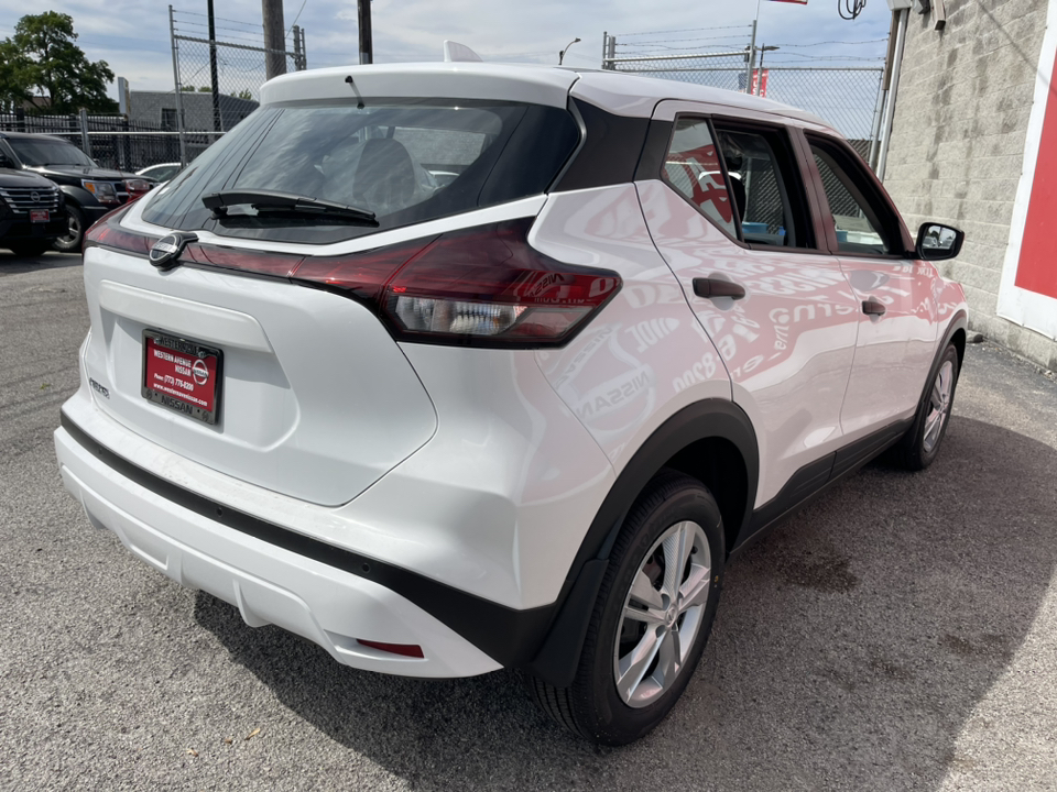 2024 Nissan Kicks S 20