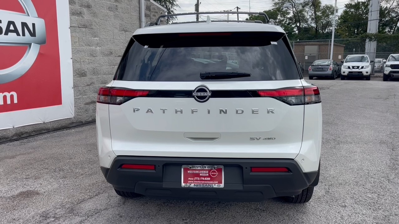 2024 Nissan Pathfinder SV 26