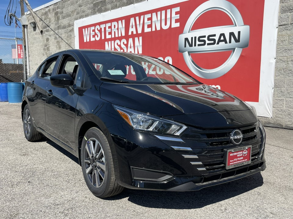 2024 Nissan Versa 1.6 S 1