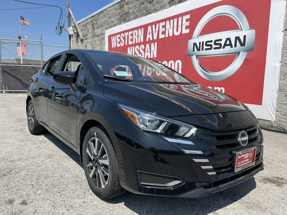 2024 Nissan Versa 1.6 SV 1