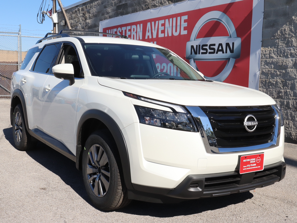 2024 Nissan Pathfinder SV 1