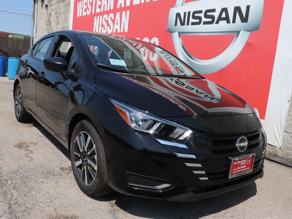 2024 Nissan Versa 1.6 SV 1