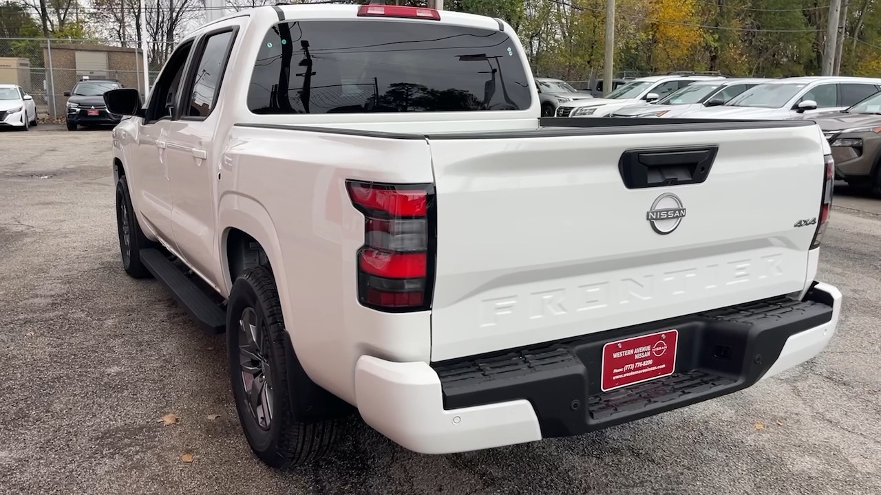 2025 Nissan Frontier SV 28