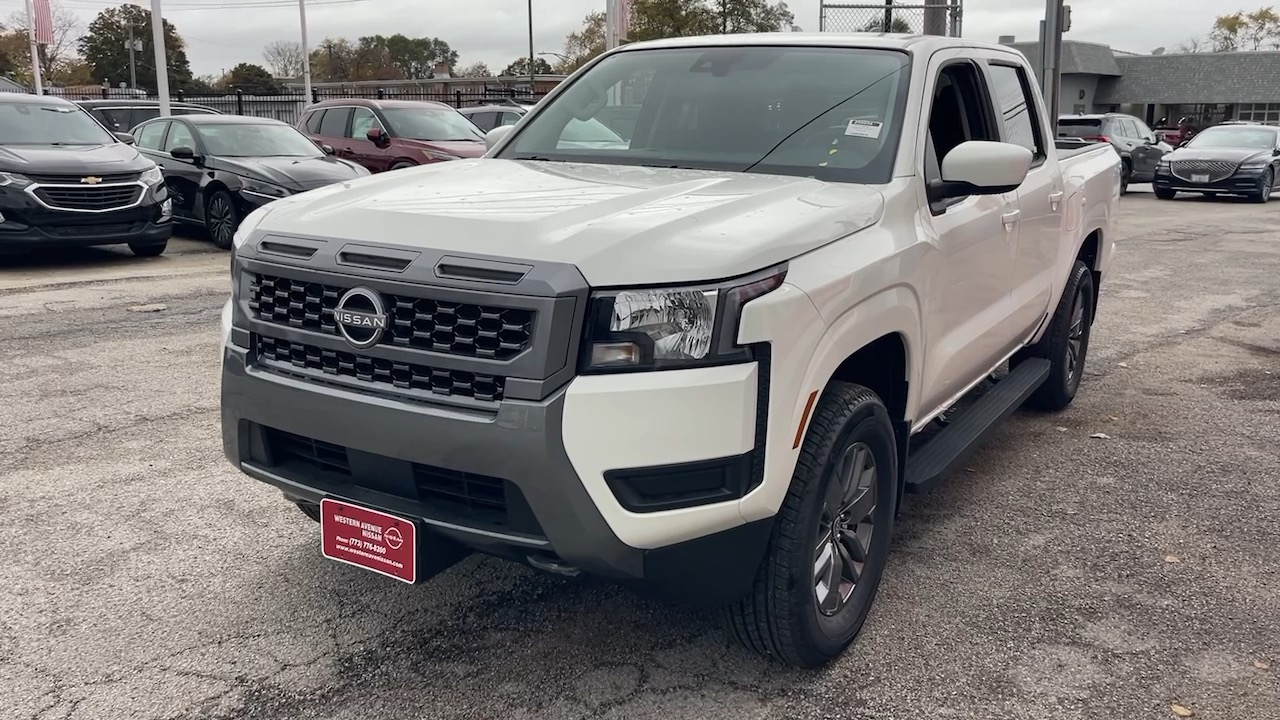 2025 Nissan Frontier SV 29