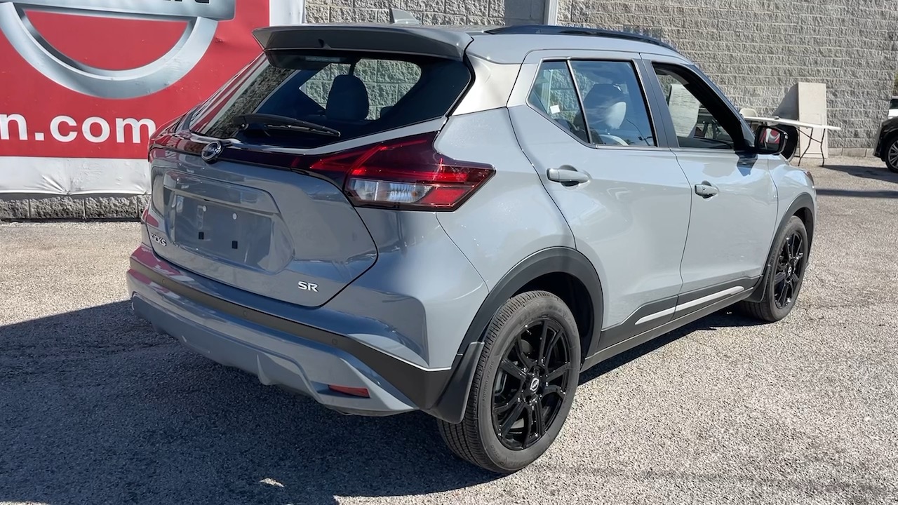 2024 Nissan Kicks SR 4