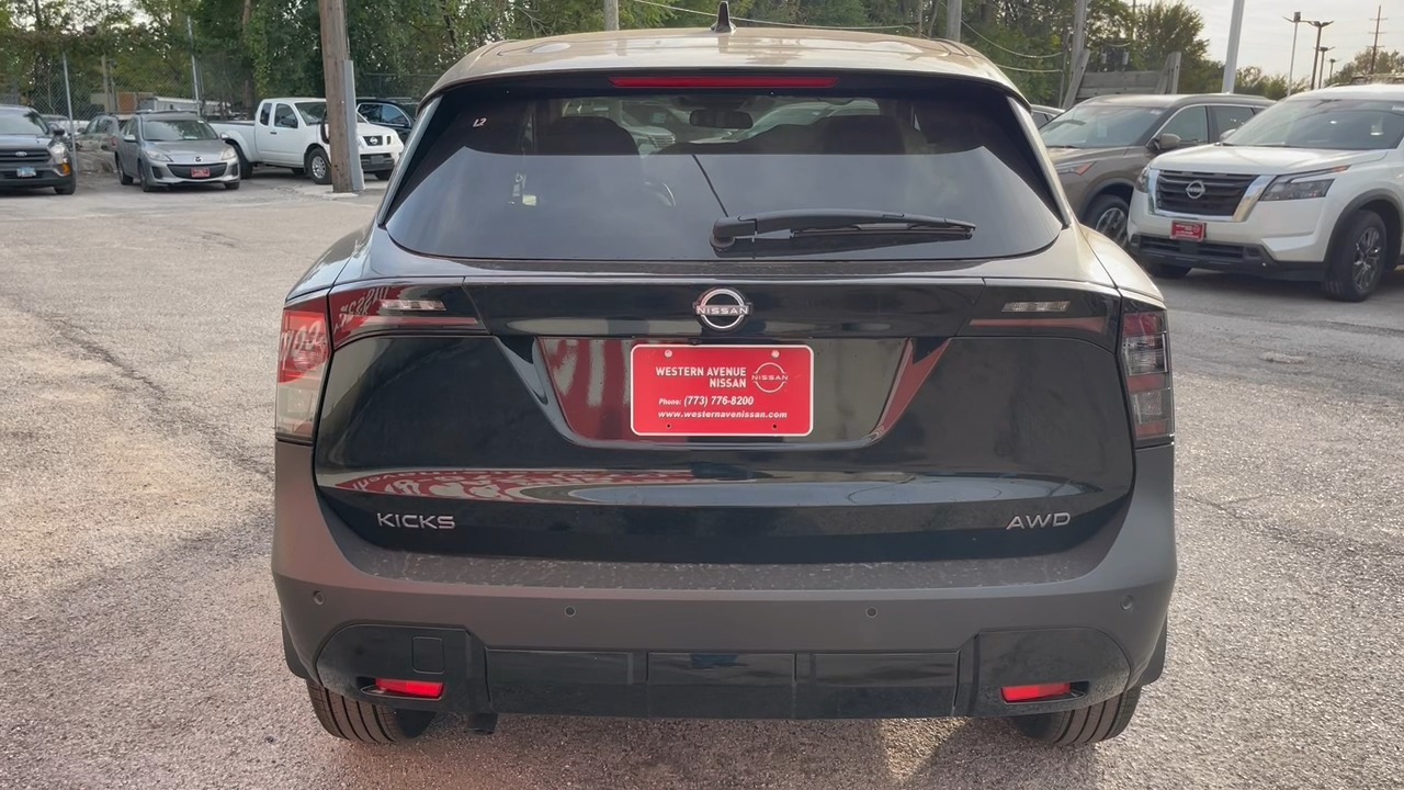 2025 Nissan Kicks SV 5