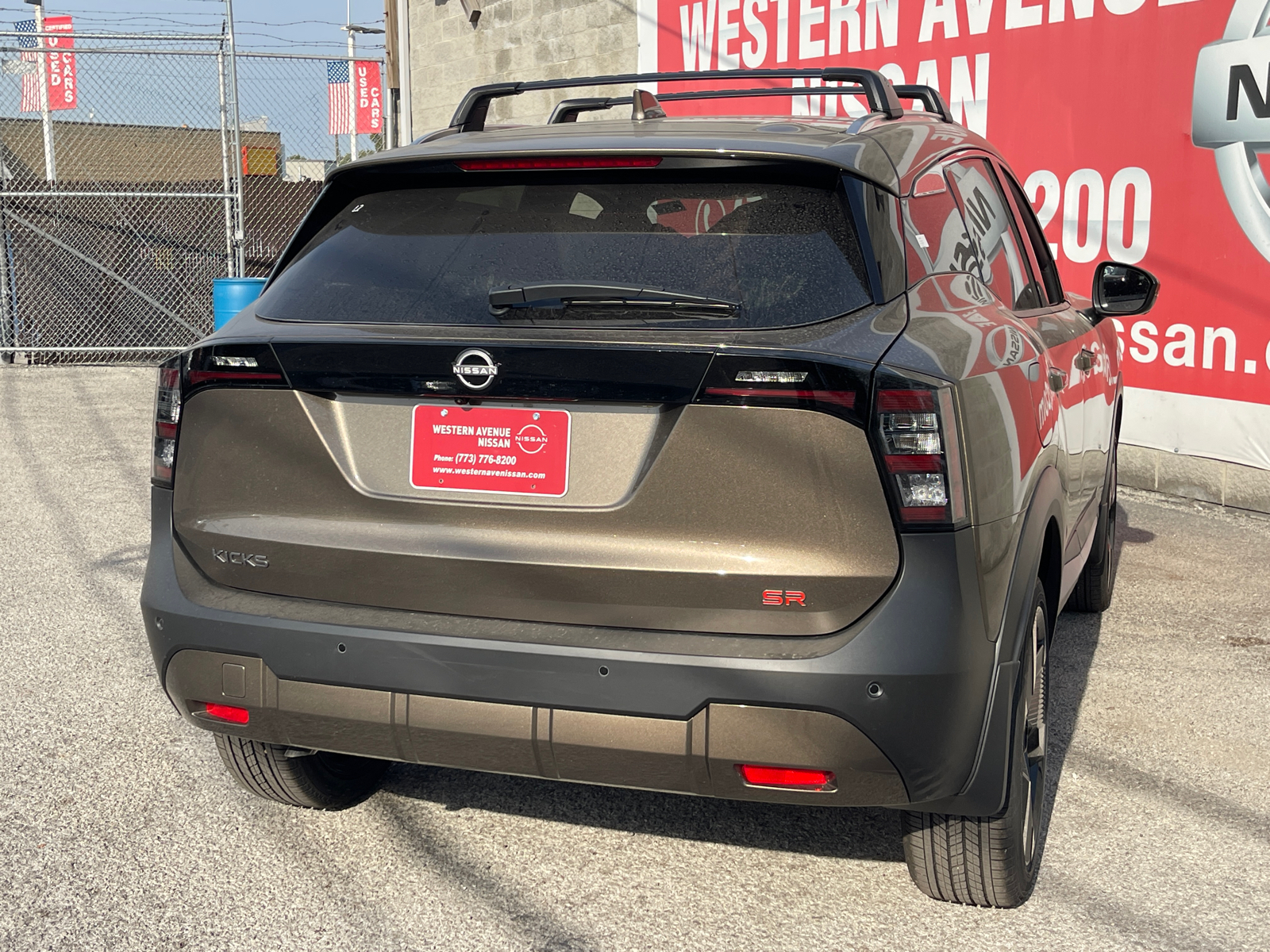 2025 Nissan Kicks SR 25