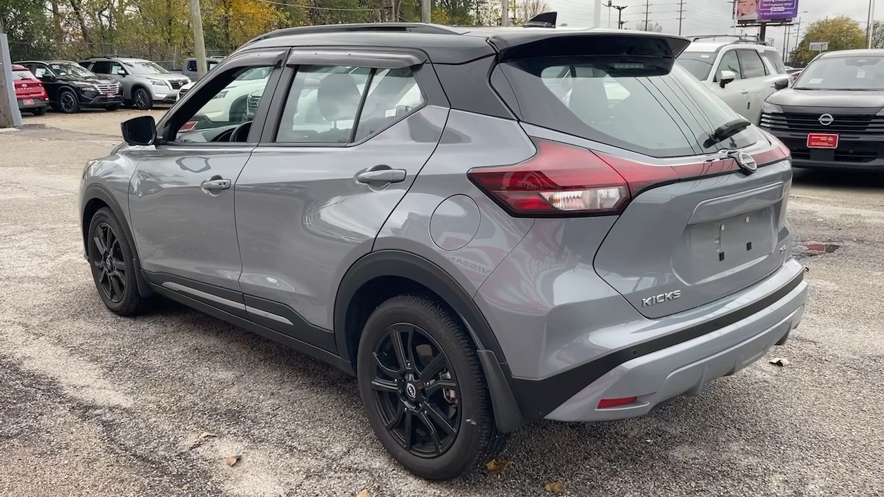 2023 Nissan Kicks SR 6