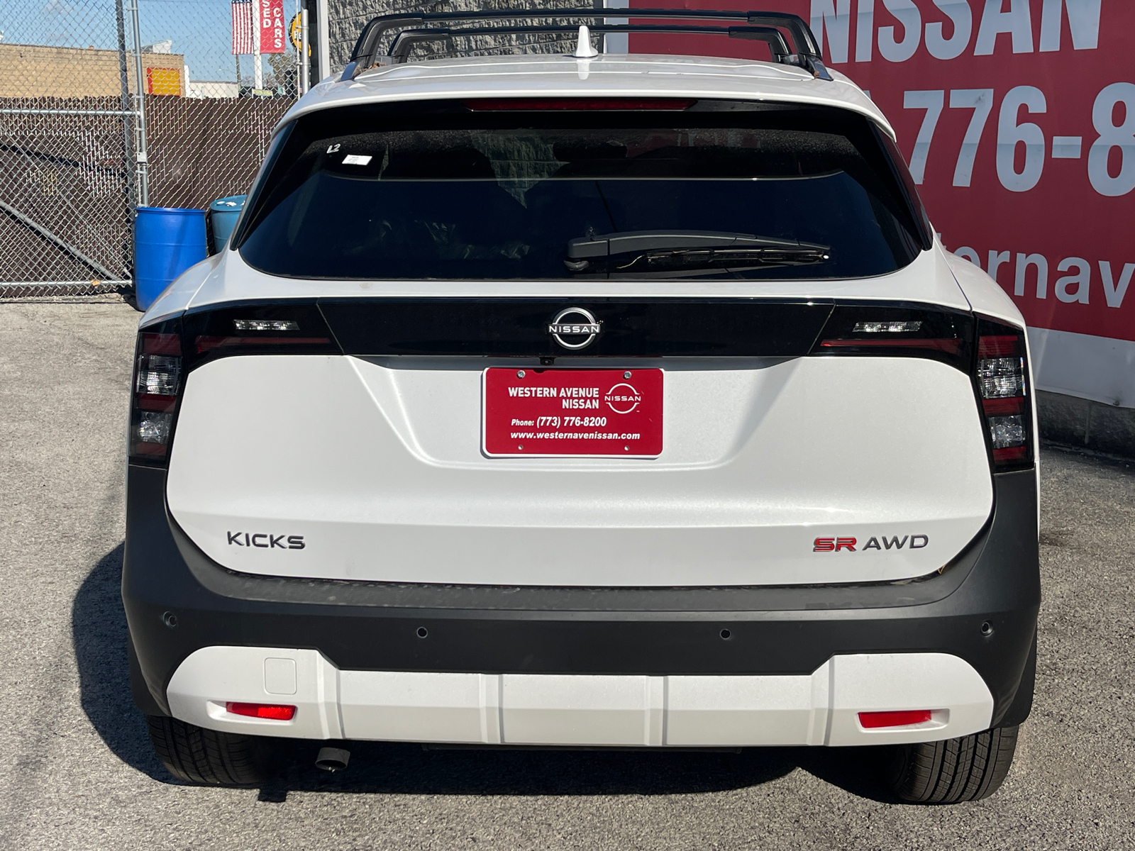 2025 Nissan Kicks SR 24