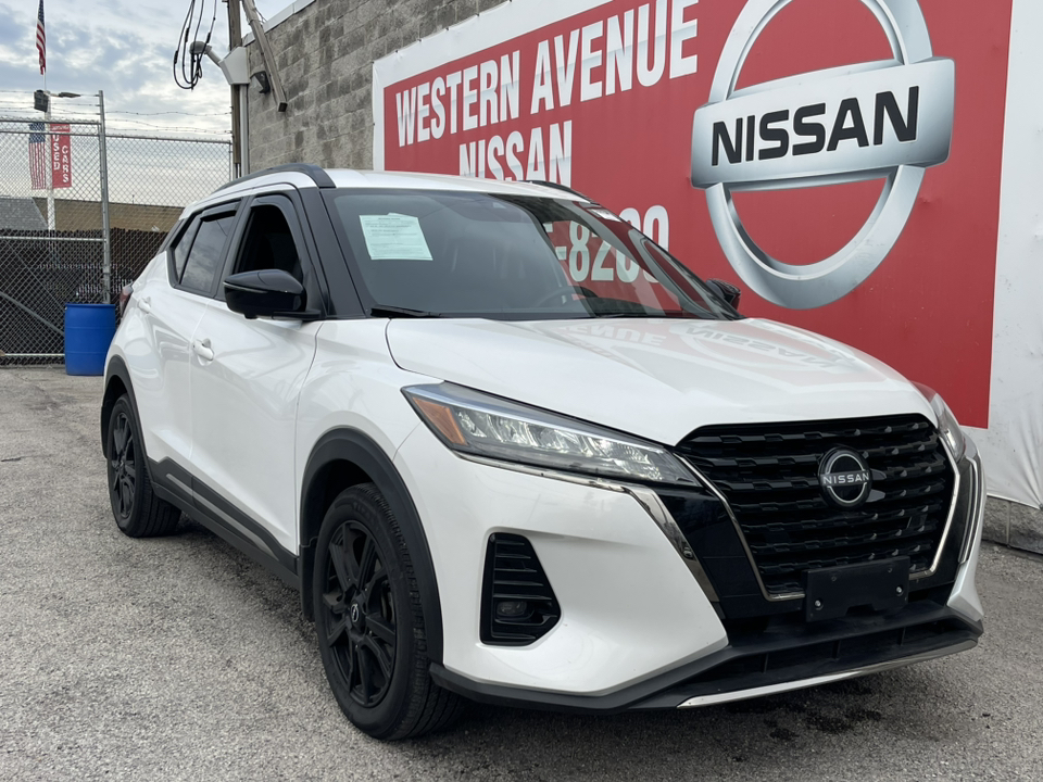 2024 Nissan Kicks SR 2