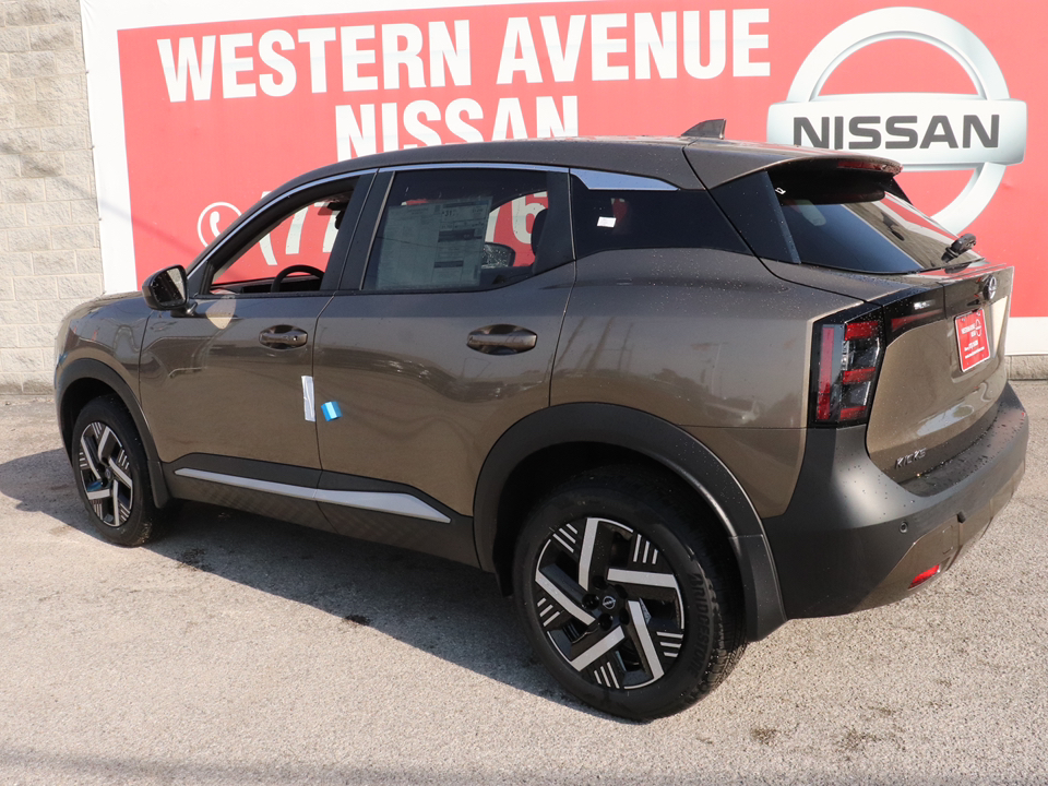 2025 Nissan Kicks SV 25