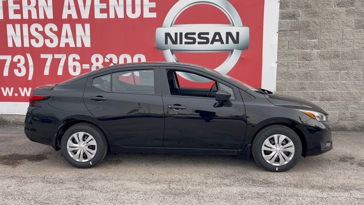 2025 Nissan Versa 1.6 S 24