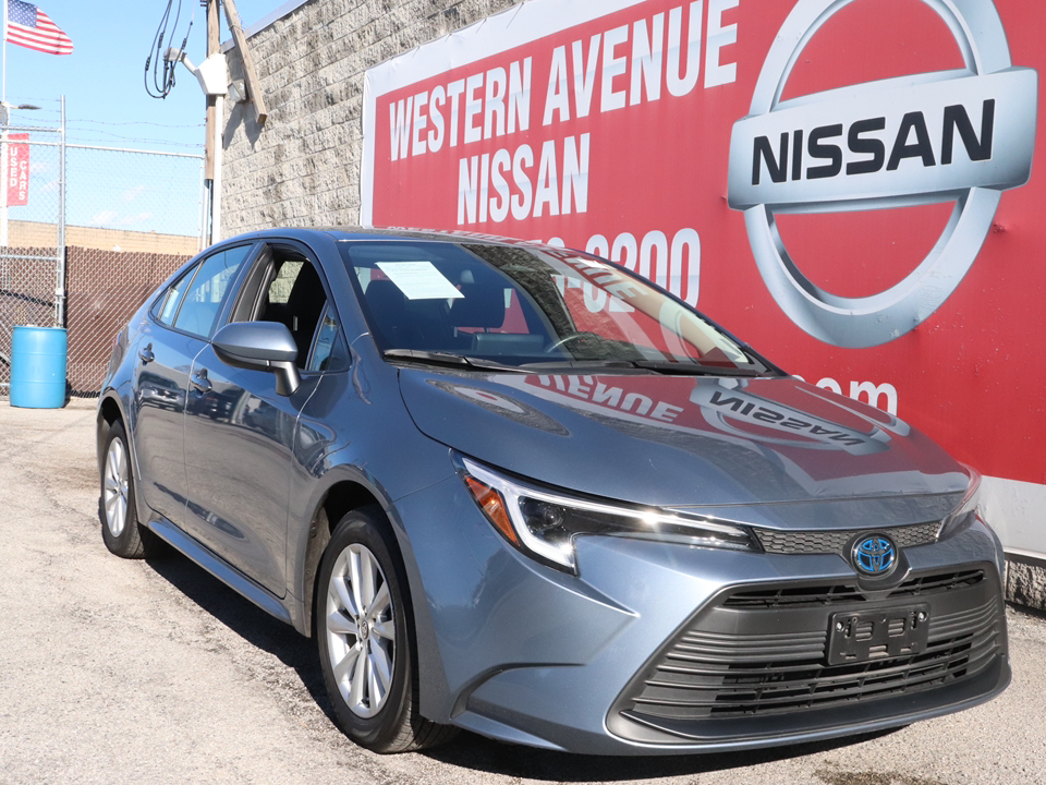 2023 Toyota Corolla Hybrid LE 1