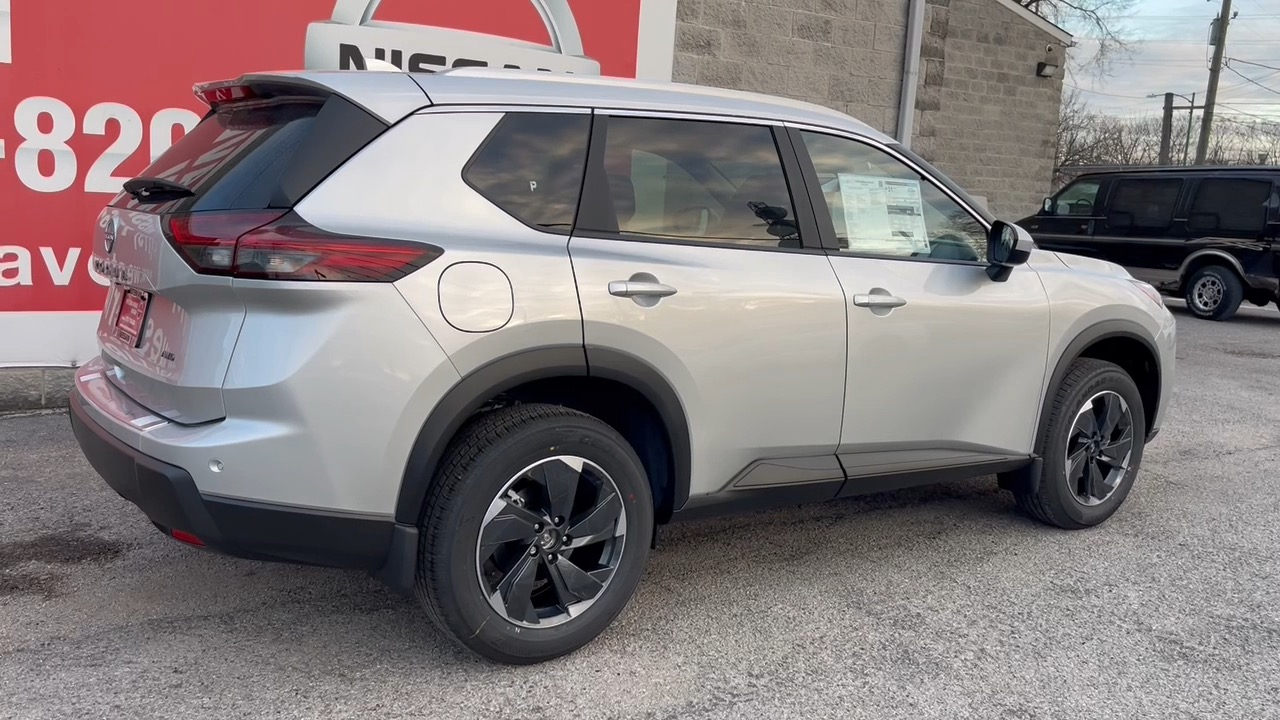 2025 Nissan Rogue SV 22