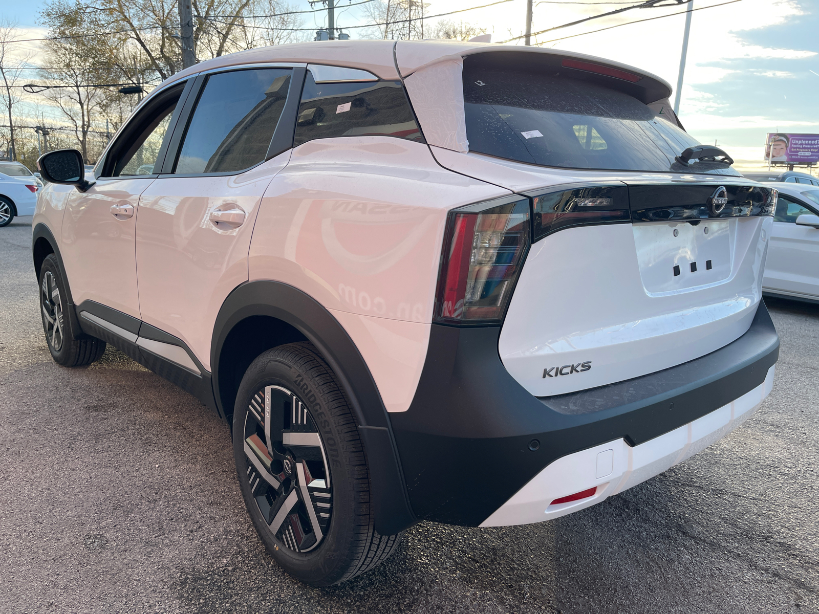 2025 Nissan Kicks SV 22