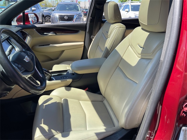 2017 Cadillac XT5 Luxury 9
