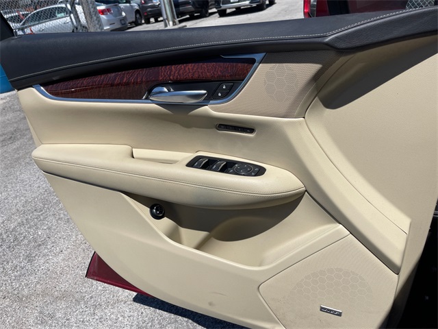 2017 Cadillac XT5 Luxury 22
