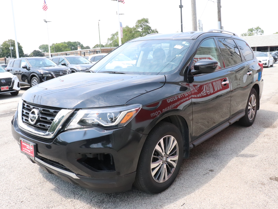 2020 Nissan Pathfinder S 20