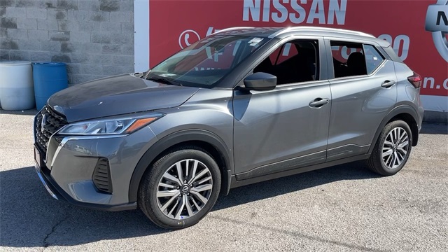 2023 Nissan Kicks SV 20