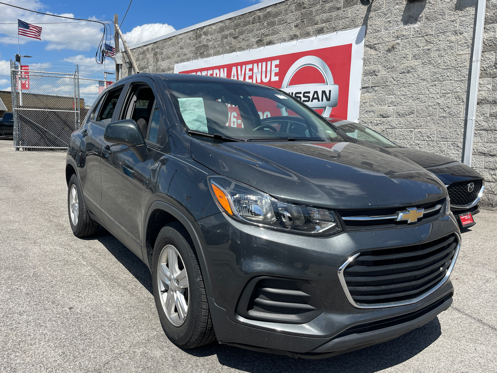 2020 Chevrolet Trax LS 1