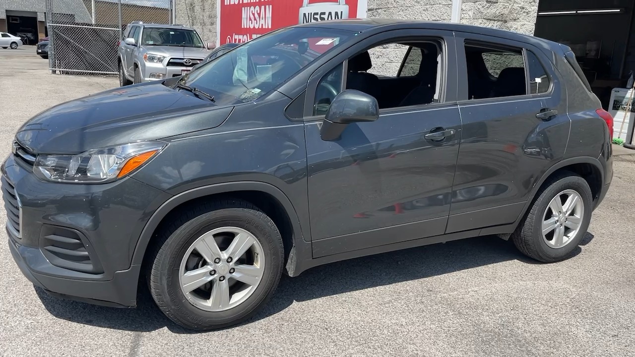 2020 Chevrolet Trax LS 2